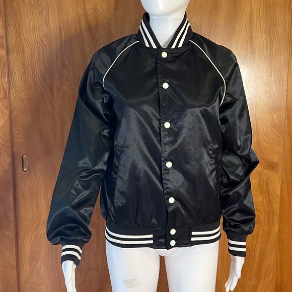 Satin baseball jacket with Eagle Fireball lettering size: Small gently worn - Picture 3 of 6